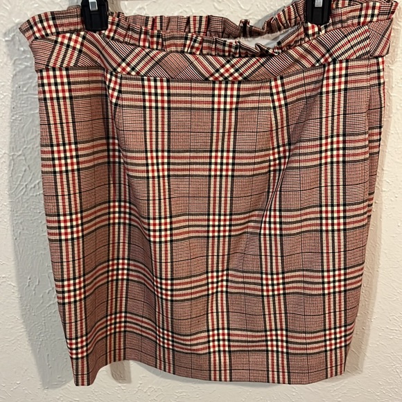 2 for $30 Express Mini Skirt - Picture 2 of 4